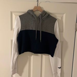 Cropped hoodie two tone size large